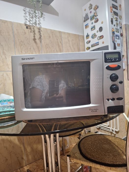 Cuptor cu microunde SHARP