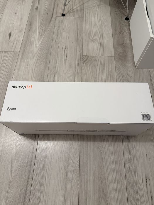Ondulator multistyler Dyson HS08 Airwrap i.d sigilat