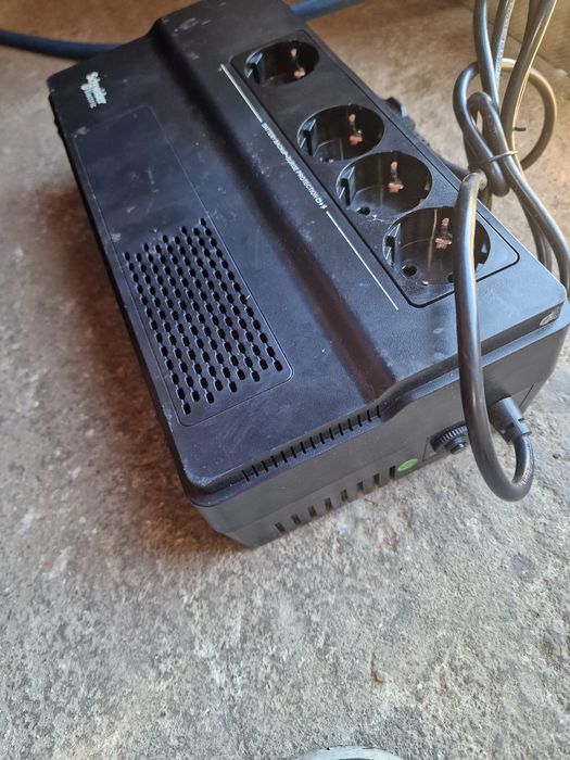 Ups schneider electric