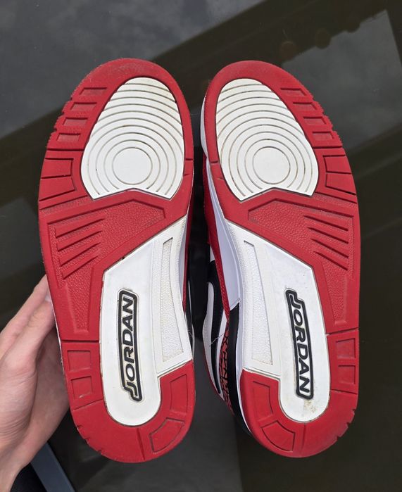 Обувки NIKE AIR JORDAN Lecacy 312 Low Red