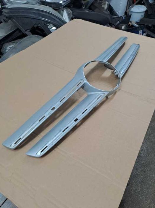 Ornament grila radiator Mercedes-Benz GLA-Class X156 2013-2017