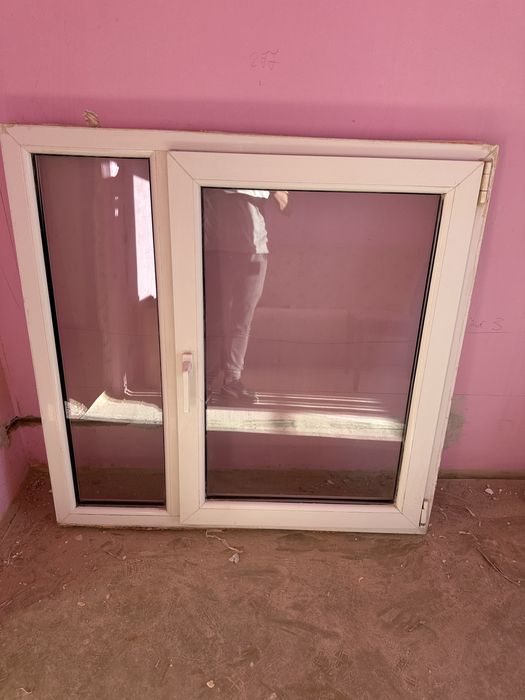 Geam termopan 118x 118 in stare foarte buna