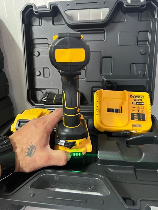 Autofiletanta Dewal ,2 Acumulatori 24V și 5Ah