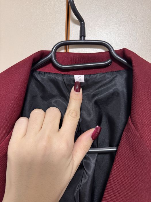 Сако с пера в цвят бордо