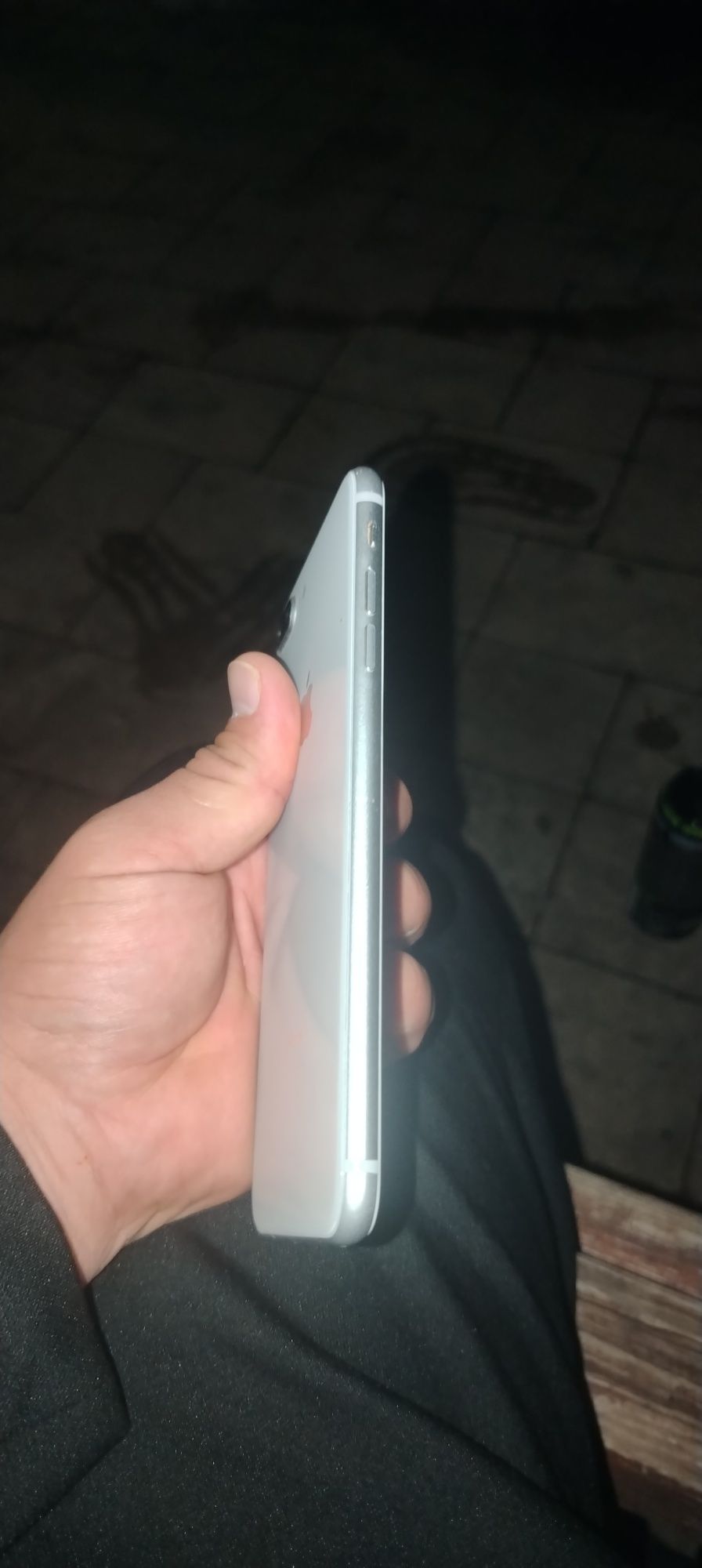 Iphone 8 plus сатылады