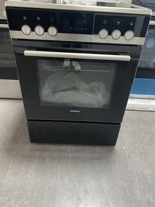 Свободностоящя печка Siemens HK9S5A2.0