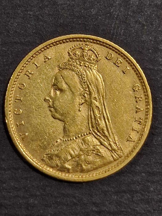 Златна Монета 1/2суверен Елизабет 1980,Виктория1892,1885,1/2Паунд 1960