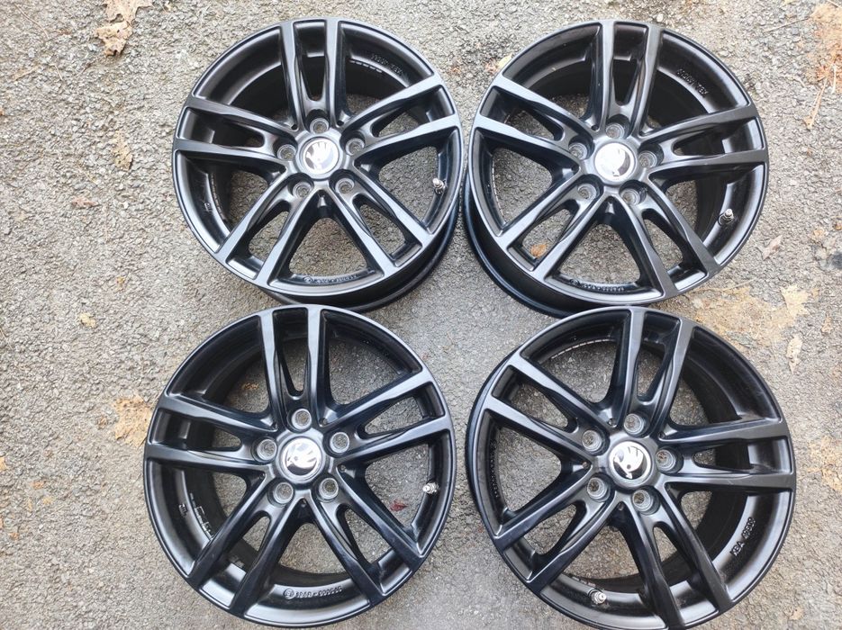 Фолксваген/VW - 16 цола 5x112; 4 бр. лети черни джанти