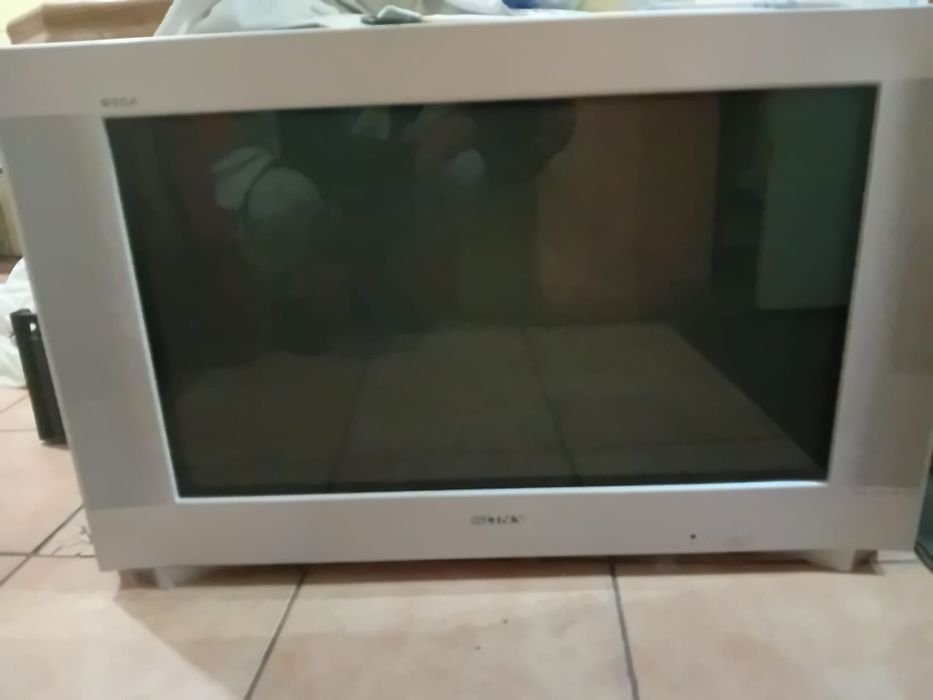 Vând televizor Sony