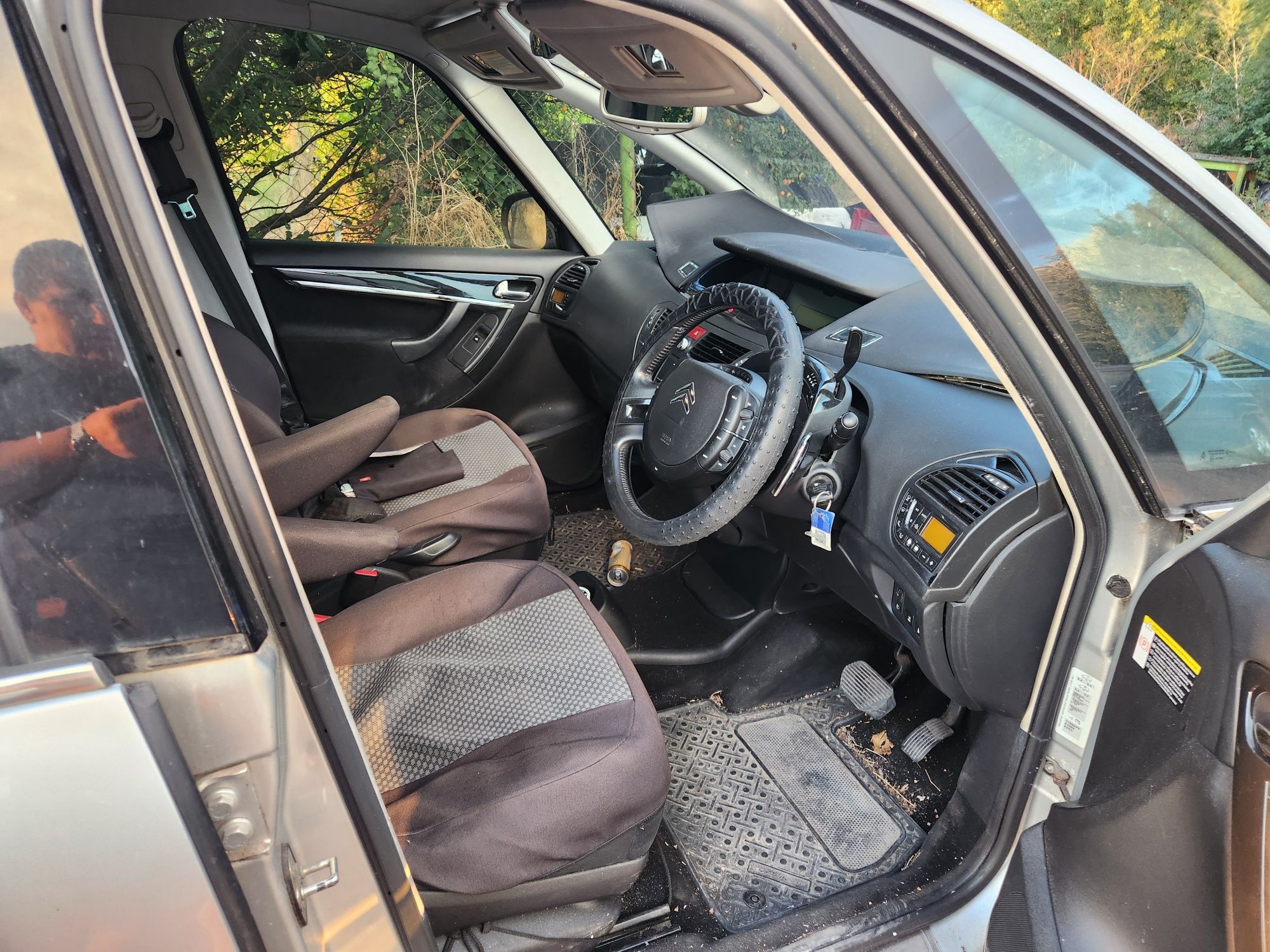 За Части Citroën c4 Picasso 2.0 hdi автоматик 2009г