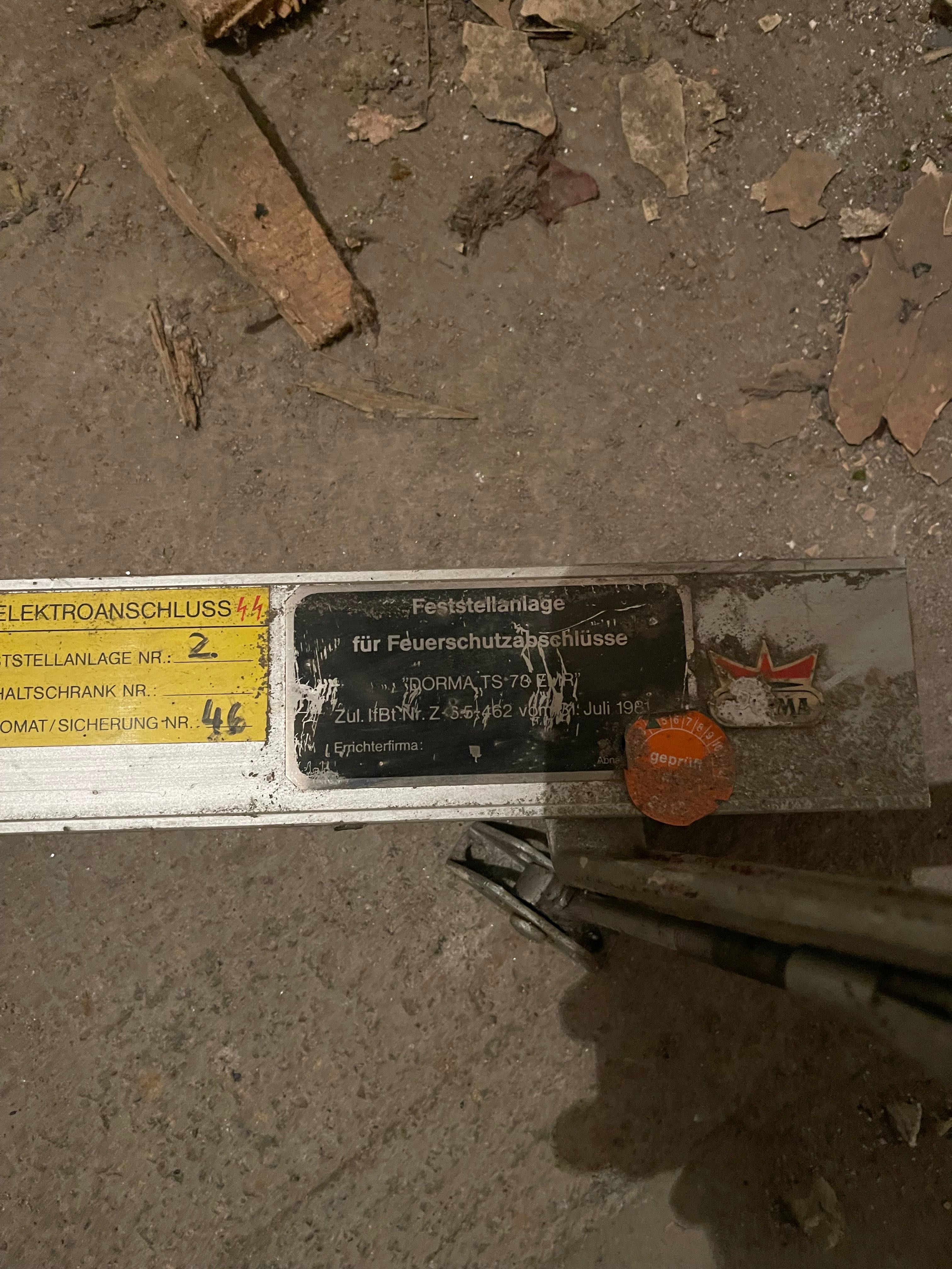 Amortizor autoînchidere uși
