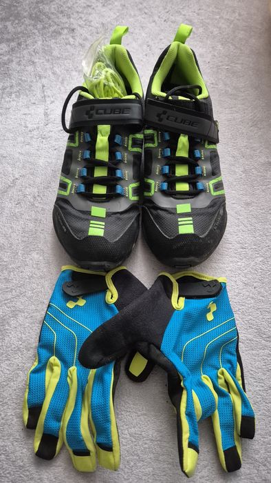 Pantofi Cube All Mountain, mănuși și cască bicicletă
