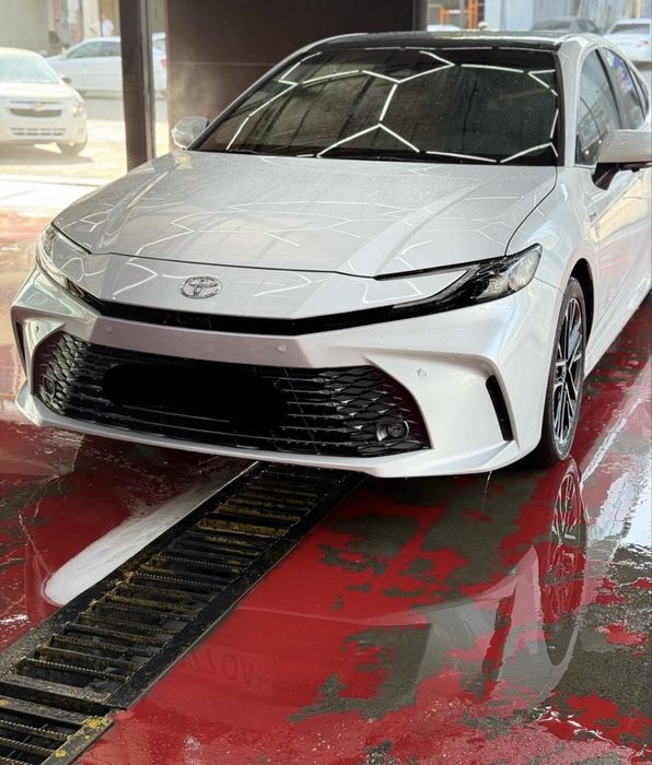 Toyota Camry 80 hybrid 2025 год