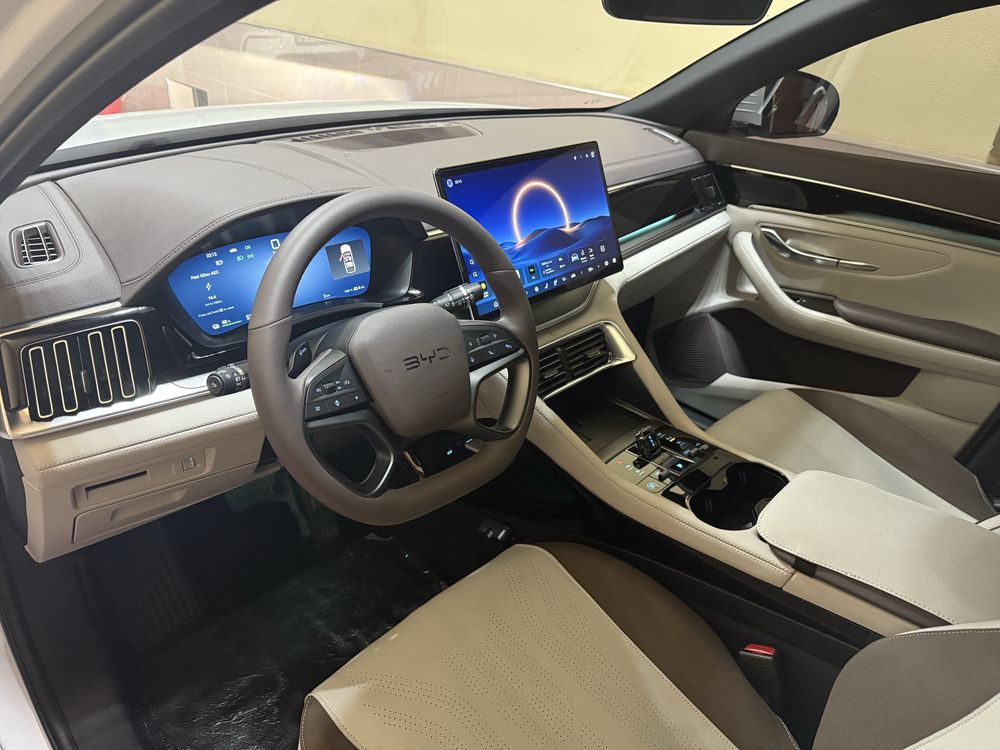BYD Champion Smart 605km