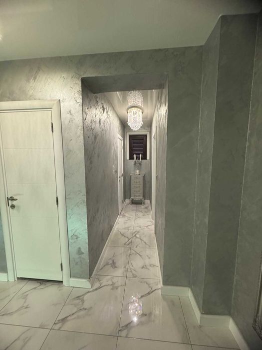 Продава се Многостаен апартамент в Пловдив, Остромила - 179 кв.м за 1671 €/кв.м - Снимка #8