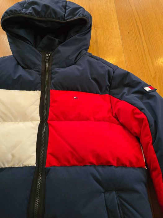 Jacheta iarna Tommy Hilfiger mar. 164 originala matlasata