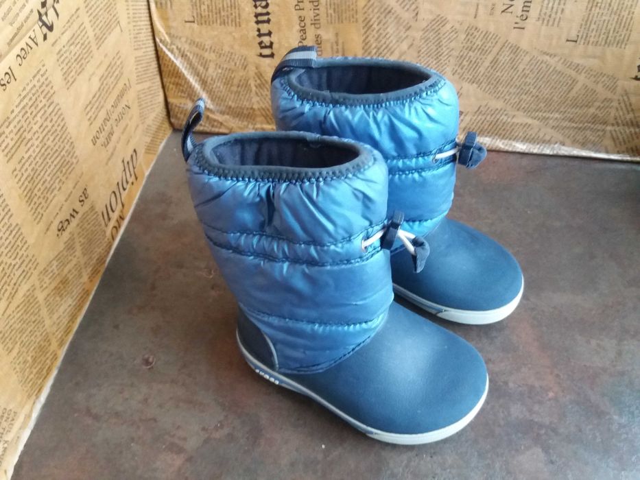 детски ботуши,зимни обувки,боти,апрески,Crocs номер25 за момче