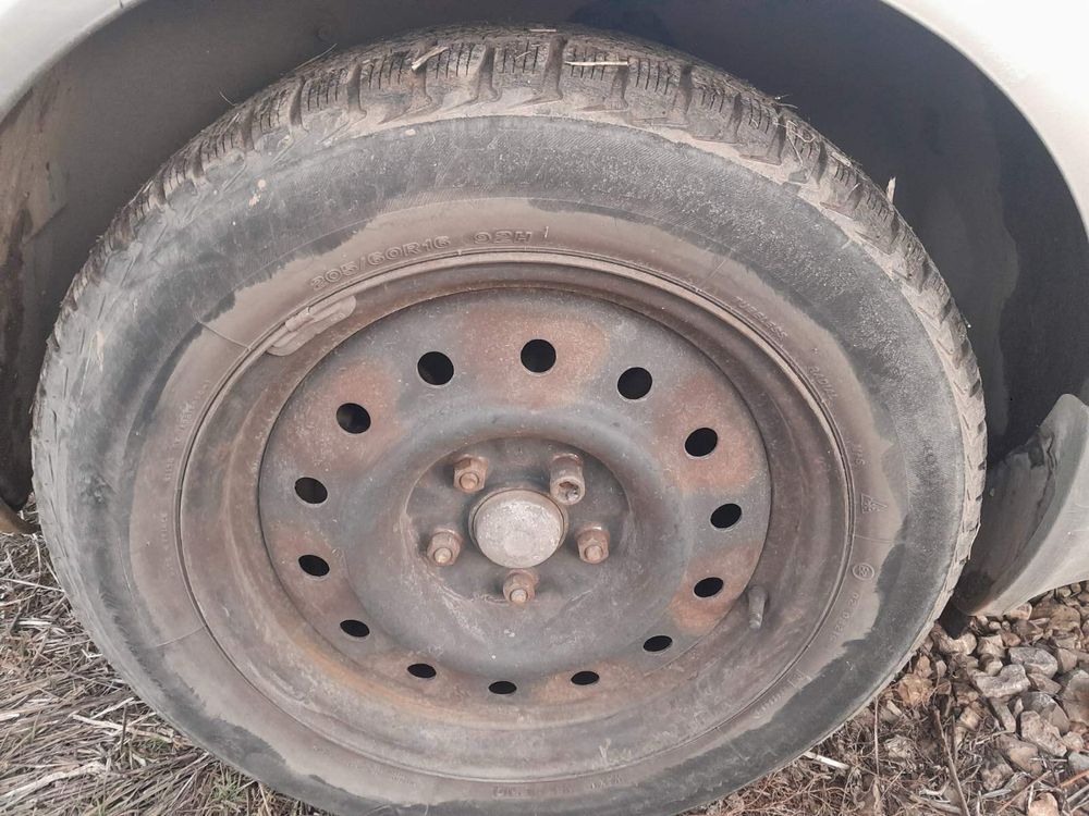 Джанти със зимни гуми Firestone 5x114.3 R16 4 бр.