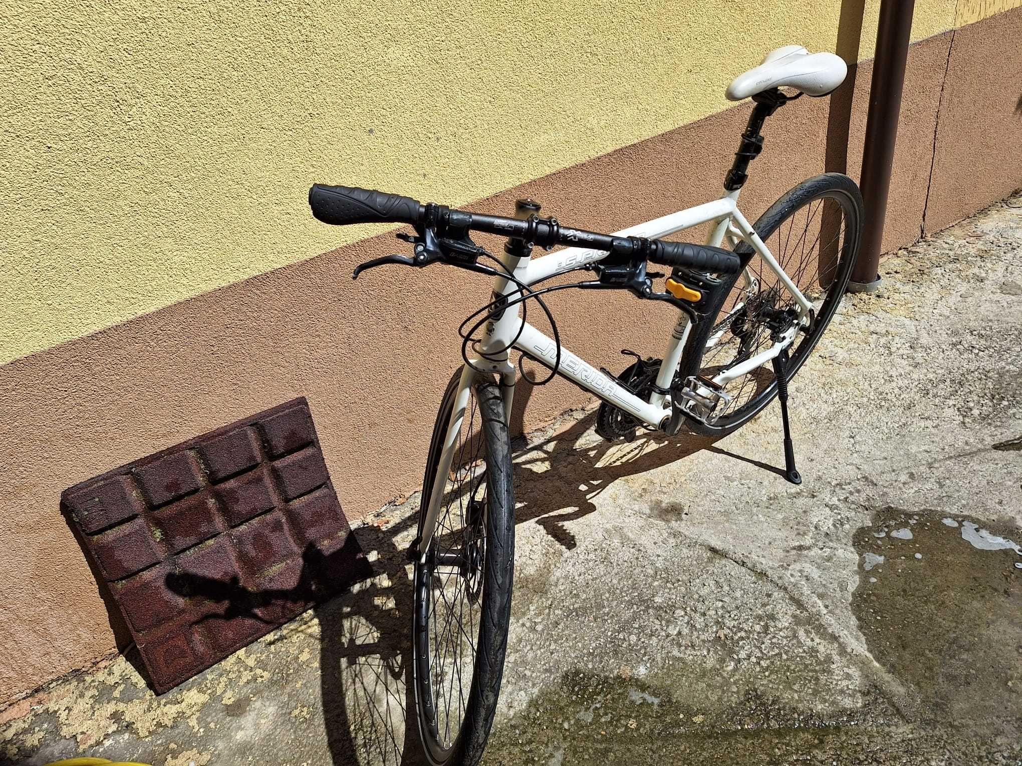 Bicicleta - City Bike - Accesorii originale