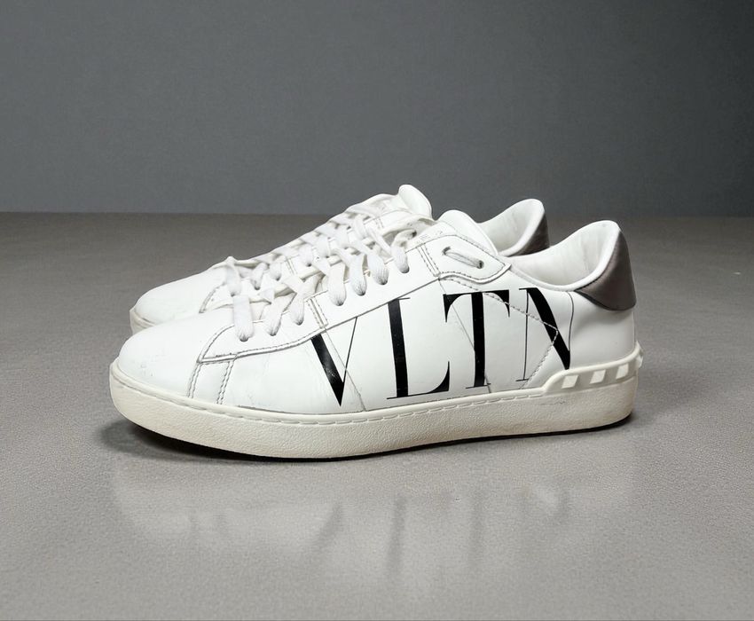 Valentino Garavani  (40) Дамски Обувки