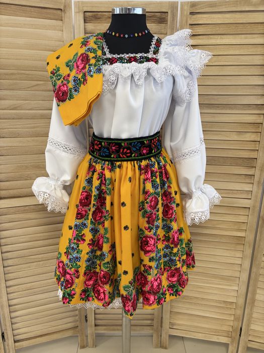 Costum popular de Maramures pentru femei