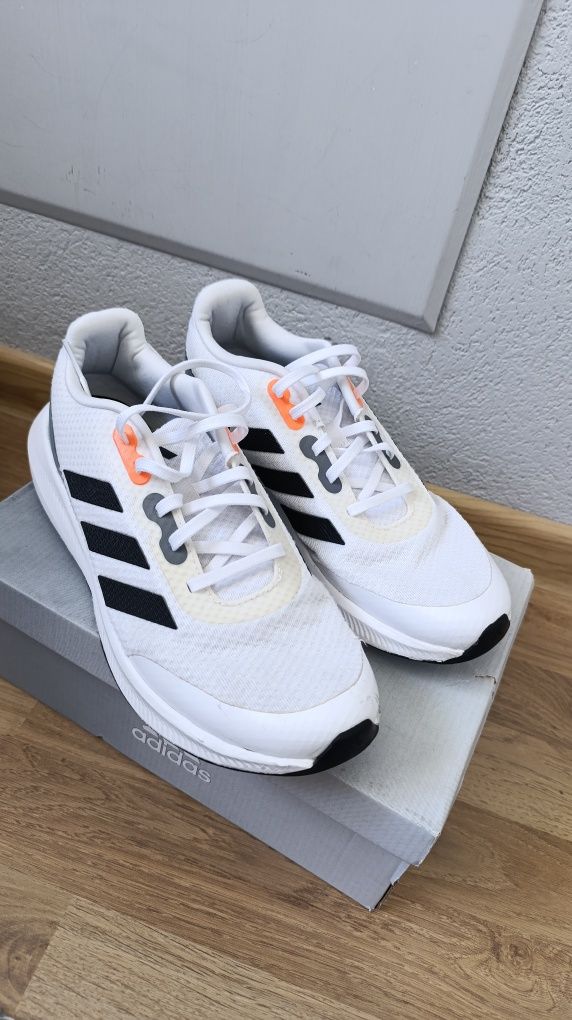 Adidas Маратонки за бягане RunFalcon
Маратонки за бягане RunFalcon