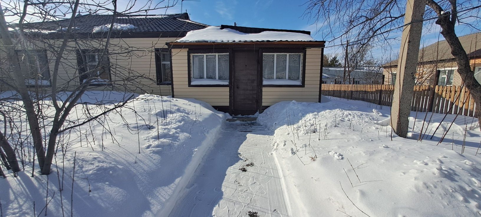 Продам дом на 2х хозяев