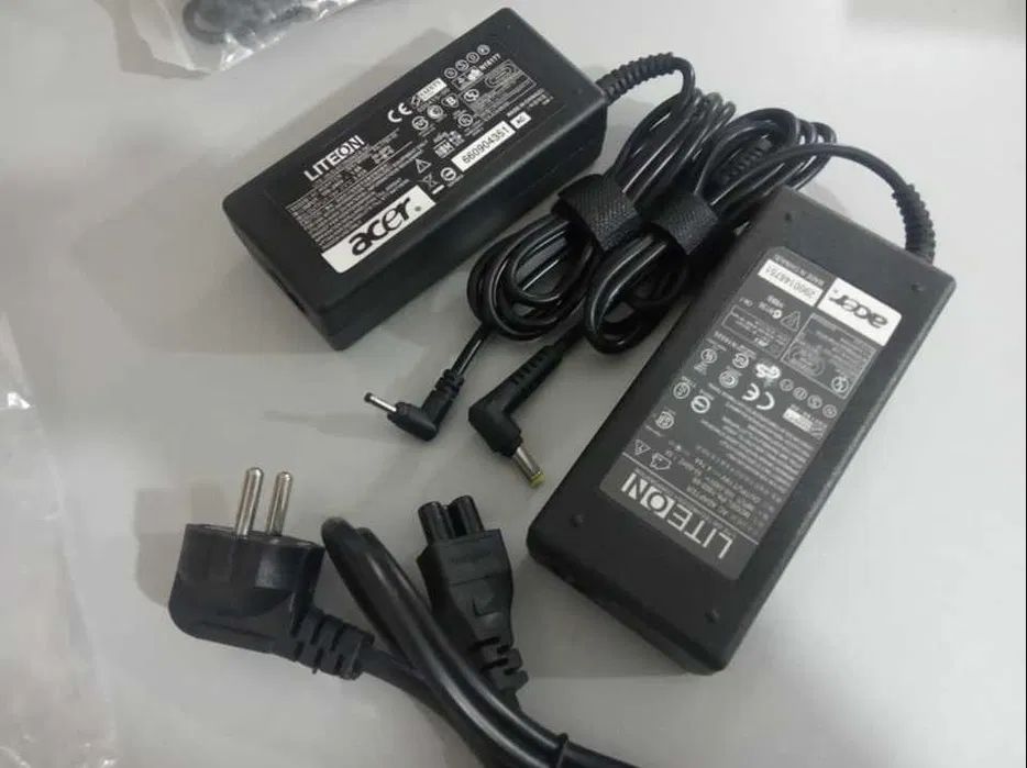 от ACER зарядка под разные гнёзда, блок питания на ноутбук и шнур
