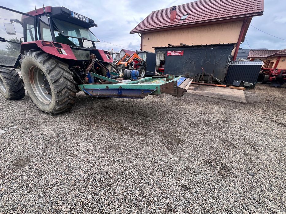 Tocator resturi vecetale Desvoys tip elicopter