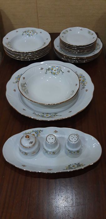 Столовый  сервиз.