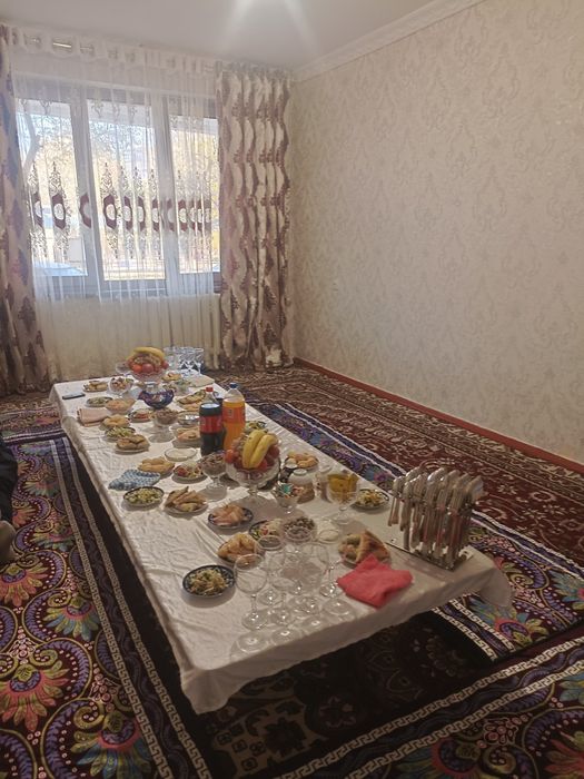 Квартира сотилади 2 хона Трохлиснекдан 1 етаж