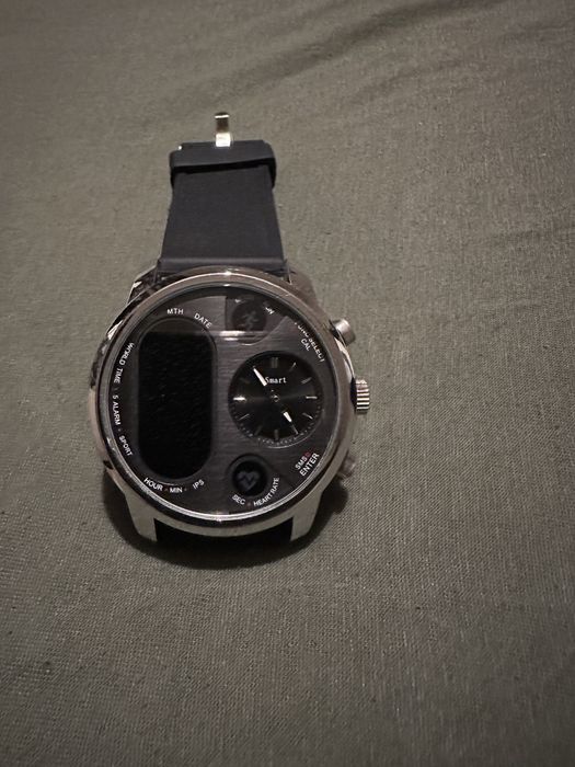 Huawei Watch GT 5 в гаранция + втори смарт часовник