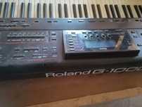 Vând orga Roland G 1000 și Roland EM20
