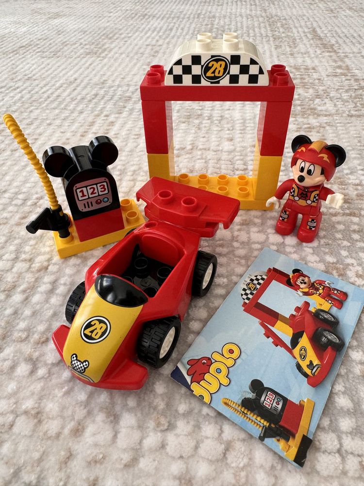 Lego “Гоночная машина Микки”