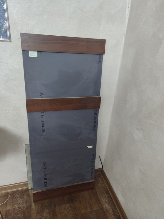 Продам Зеркало размер 135*57