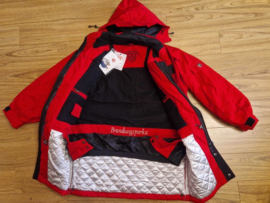 Geaca parka iarna Wellensteyn, masura XS, noua, frig, zapada, munte.
