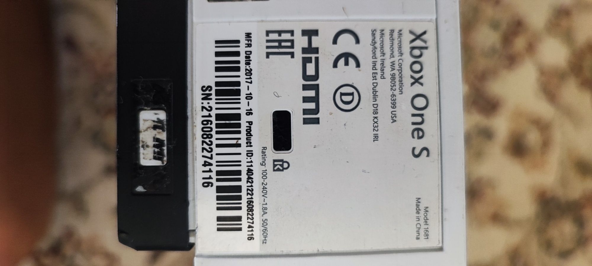 Xbox one S 500gb за части или ремонт