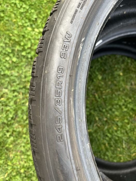 2бр 245/35/19 ЗИМНИ ГУМИ Goodyear Ultra Grip 23ДОТ НОВИ