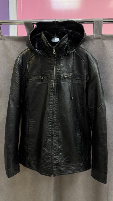 Продам куртку мужскую зимнюю