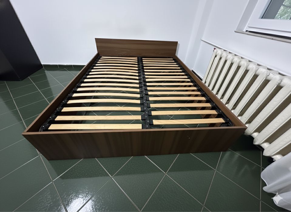 Pat 160x200 + somiera + saltea
