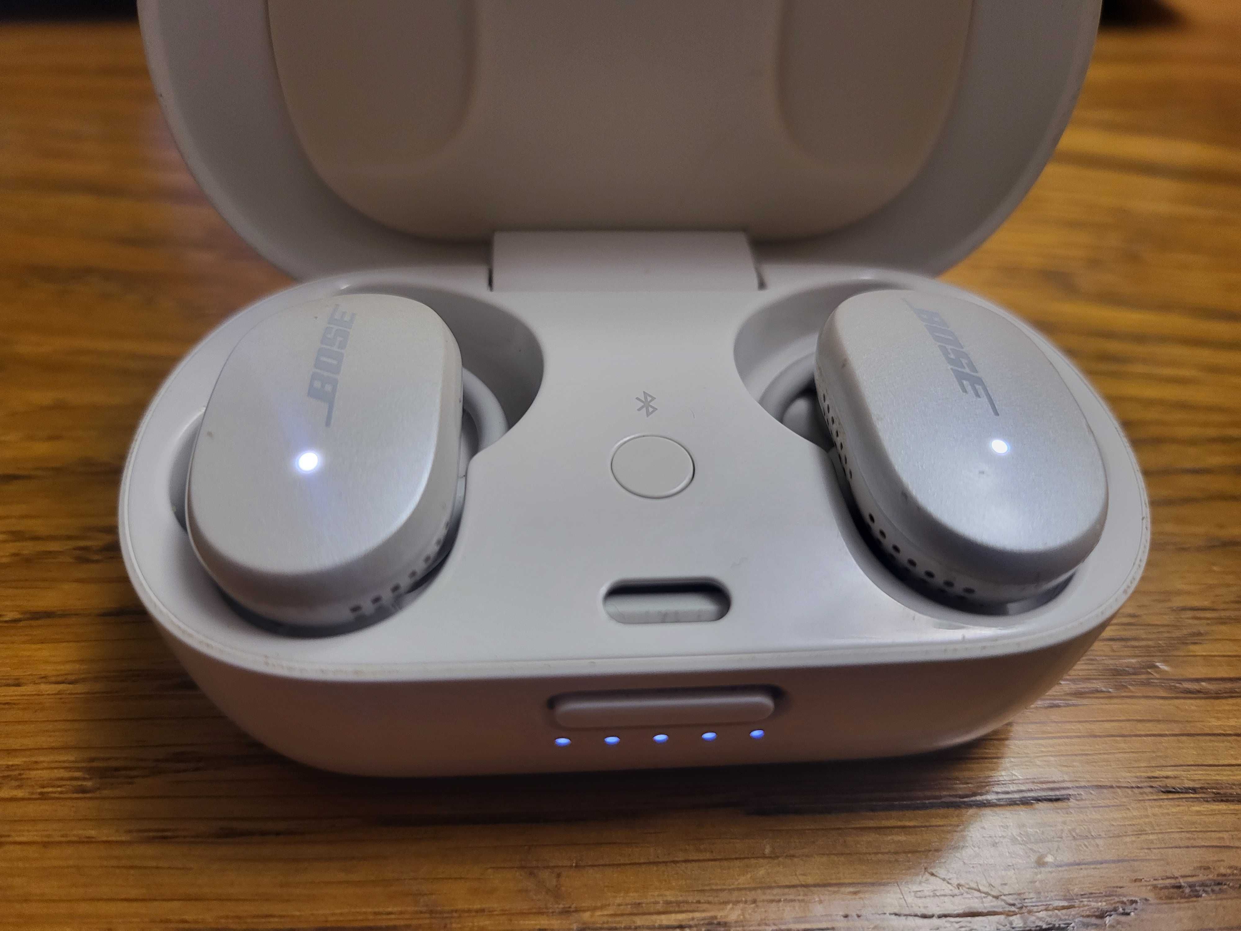 Безжични слушалки Bose QuietComfort Earbuds