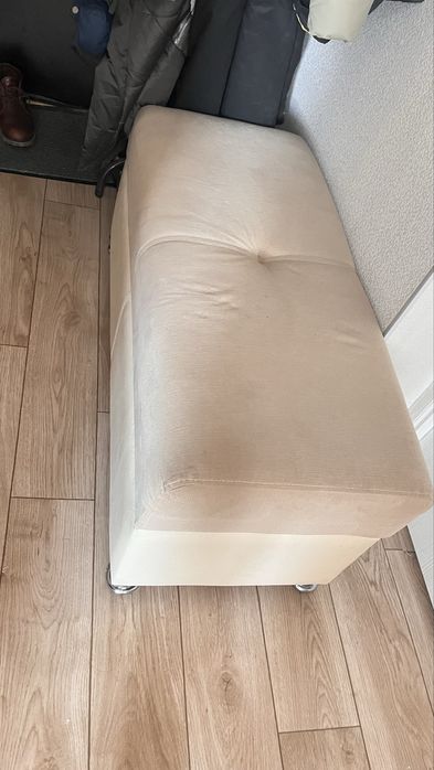 Продам пуфик с язищиком для хранения 106/46
