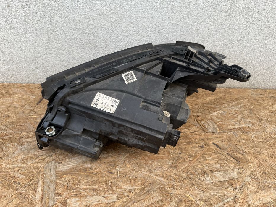 Far dreapta Mercedes E Class W213 Full LED MULTIBEAM BLUE Original