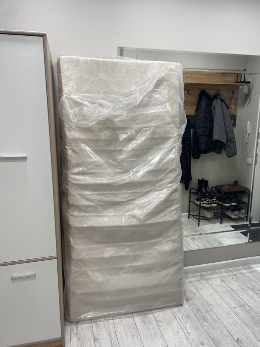 Отдам матрас, размер 2 Х 1