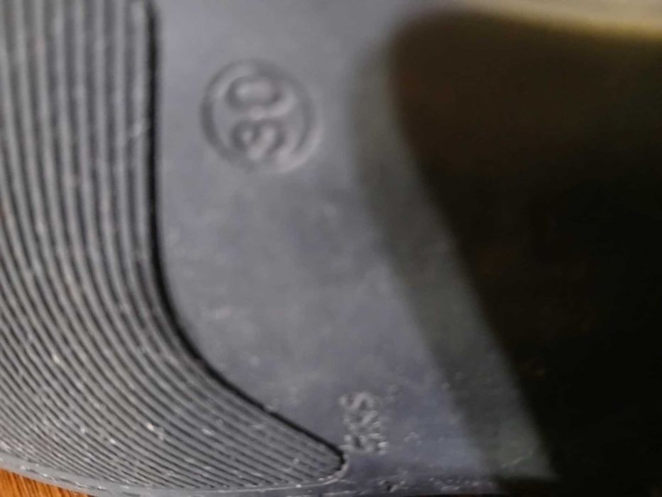 vând pantofi bleumarin pentru băiat