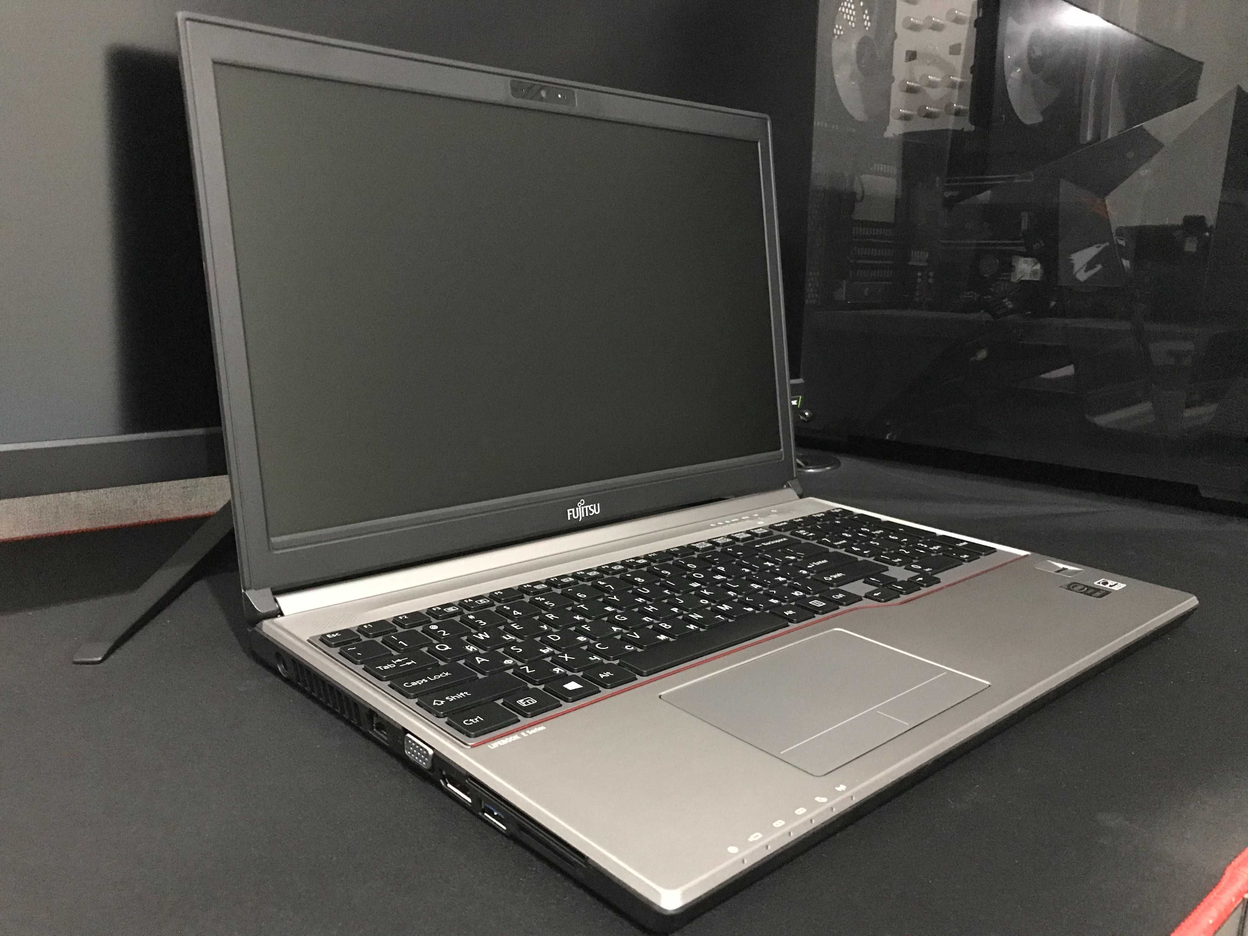 Ноутбук Fujitsu LIFEBOOK Core i5