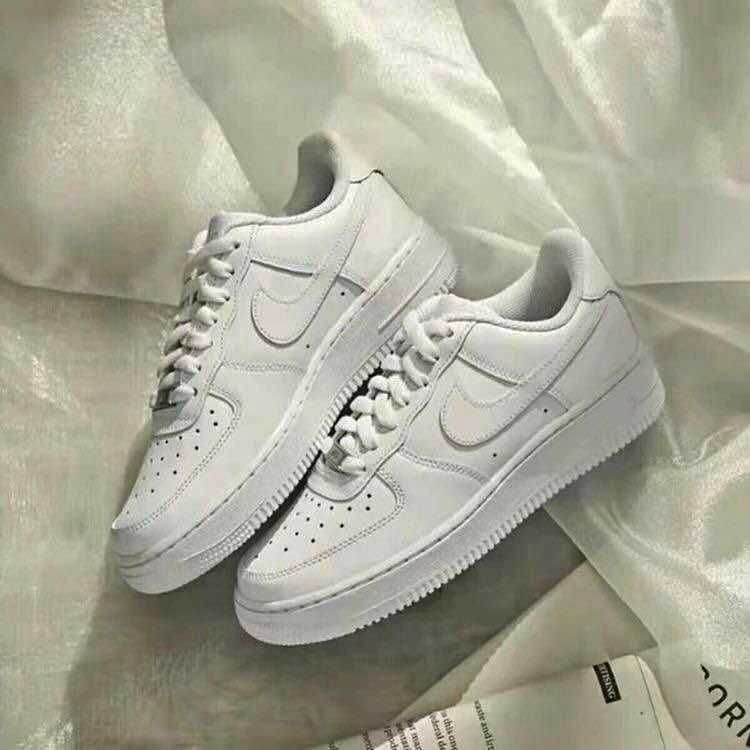 Adidasi Nike AirForce 1 Tripple White (Livrare cu verificare)