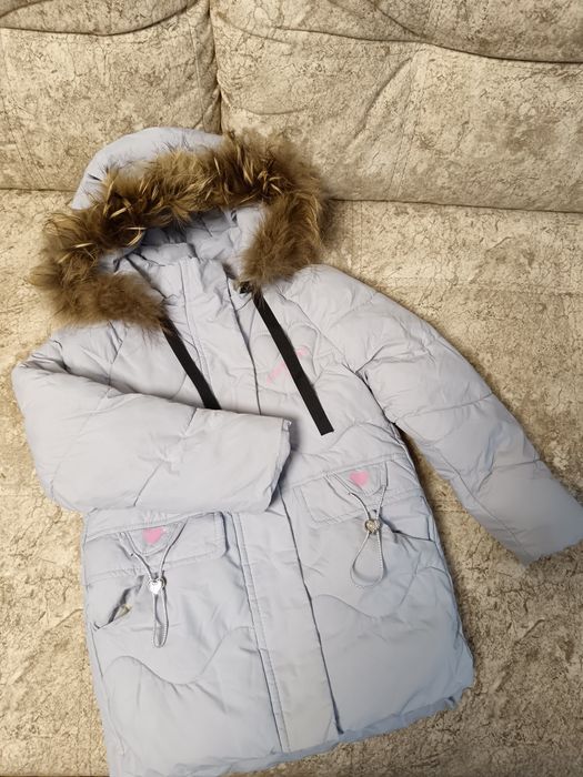 Продам детскую зимнюю куртку