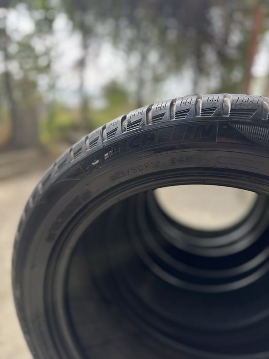 Зимни гуми Michelin 225/50/17