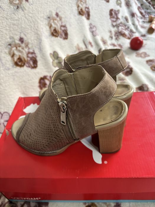 Sandale cu toc, Benvenuti